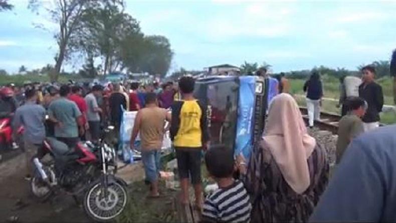 Tragis, Pasangan Tunangan Tewas dalam Kecelakaan Maut 4 Kendaraan di Jalinsum Sergai