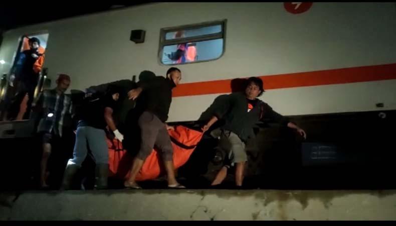 Mobil Polisi Tertabrak di Sragen, 2 Perjalanan KA Ikut  Terganggu 