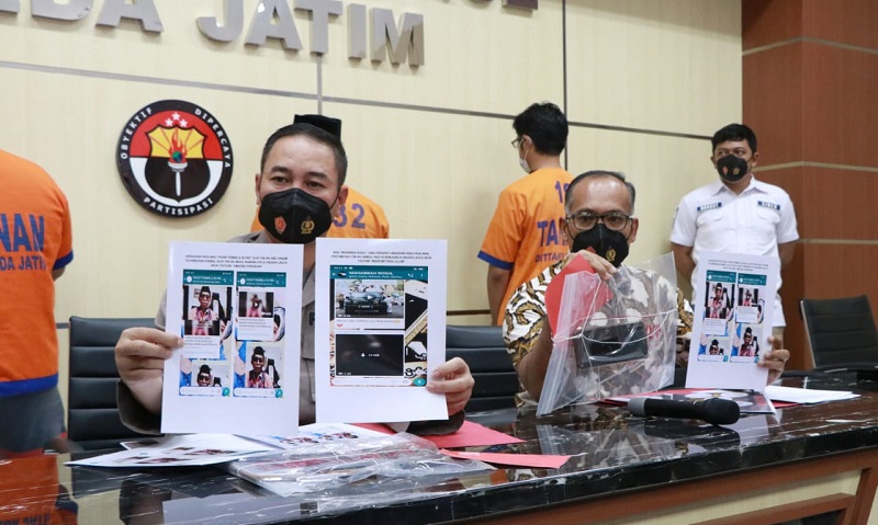 title 4 Tersangka Pengancaman Mahfud MD Anggota FPI dan Simpatisan Habib Rizieq 4 Tersangka Pengancaman Mahfud MD Anggota FPI dan Simpatisan Habib Rizieq