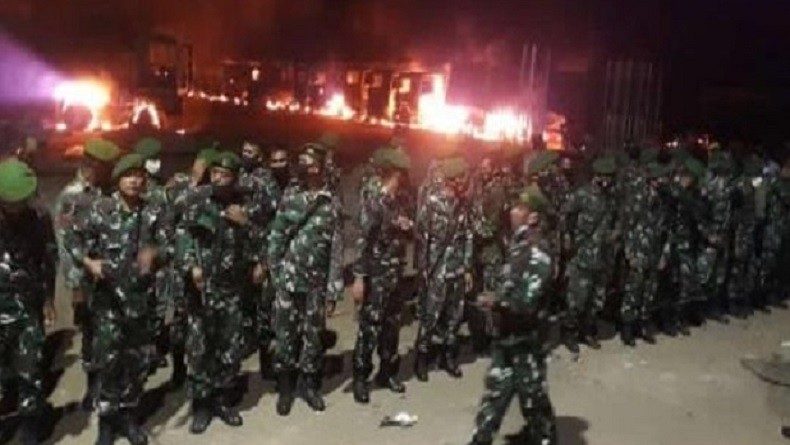 title Demo Buruh PT VDNI di Konawe Berujung Pembakaran, Pasukan Brimob dan TNI Siaga Demo Buruh PT VDNI di Konawe Berujung Pembakaran, Pasukan Brimob dan TNI Siaga