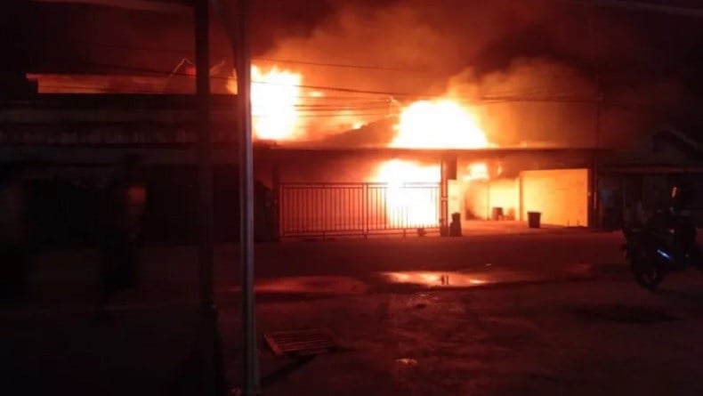 Kebakaran Wisma di Indragiri Hilir, 6 Orang Ditemukan Tewas Kondisi Bertumpuk 