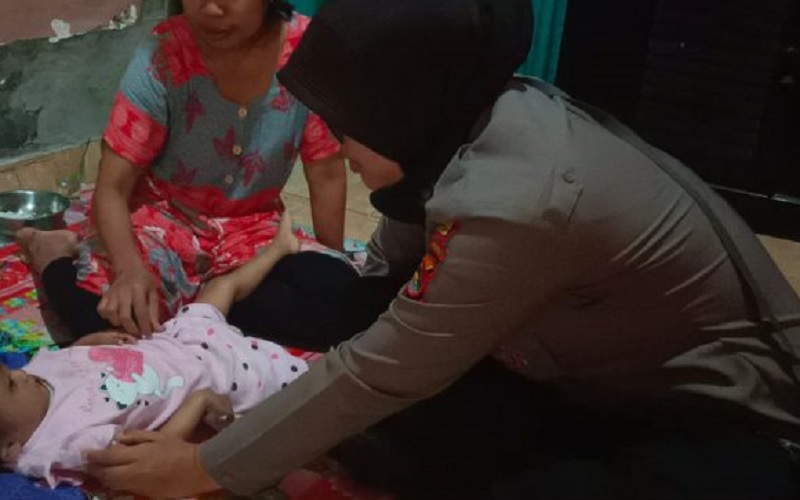 Kisah Inspiratif, Bripka Tsuraya Polwan Cantik yang Dermawan di Lombok Tengah