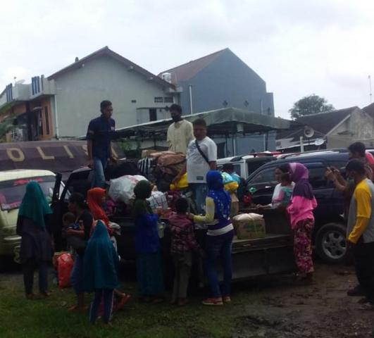 title 227 Warga Lereng Merapi di Magelang Ini Pilih Bertahan di Pengungsian 227 Warga Lereng Merapi di Magelang Ini Pilih Bertahan di Pengungsian
