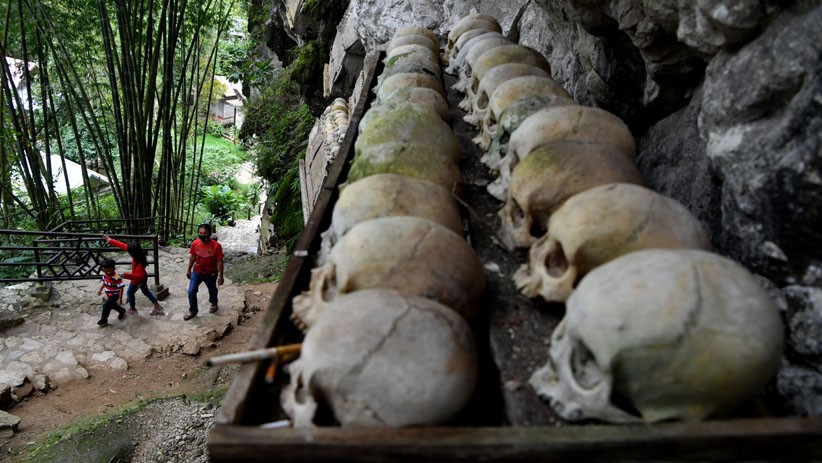 Zona Hijau, Kawasan Kete Kesu Toraja Utara Ramai Dikunjungi Wisatawan - Bagian 3