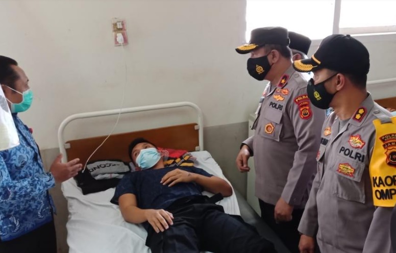 Bus Terguling, 35 Personel Brimob Sumsel Masih Dirawat Intensif di Jambi