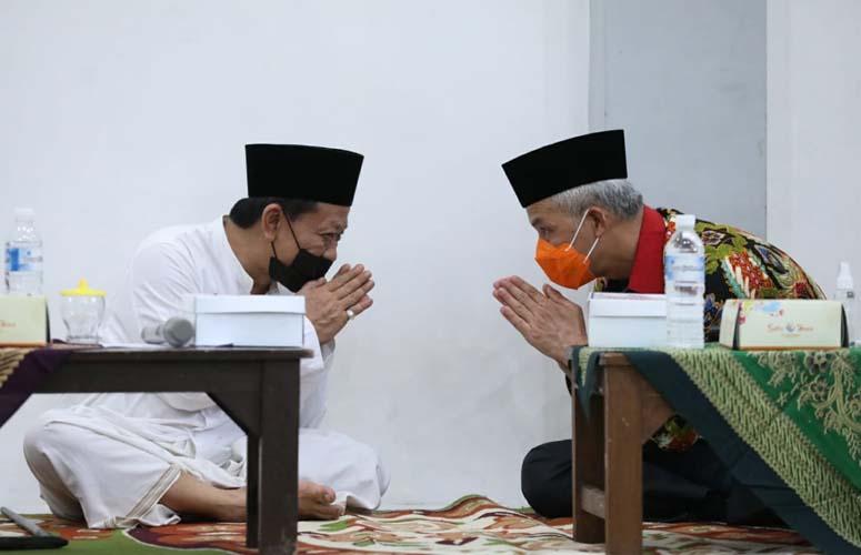 Perangi Paham Radikalisme, Ganjar dan Romo Kyai Jateng Gerakkan Jihad Melalui Medsos