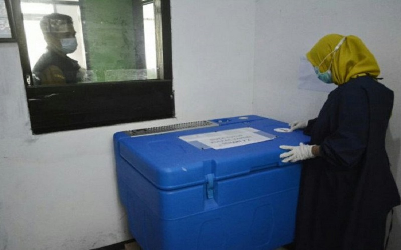 Sumsel Prediksi Terima 2,1 Juta Vaksin Corona, Ini Persiapan Dinkes 