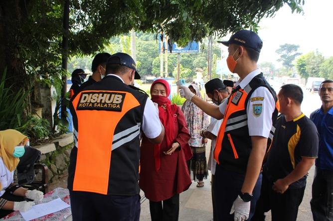 Cegah Penularan Covid-19, Dishub Salatiga Pelototi Penumpang Angkutan Umum 