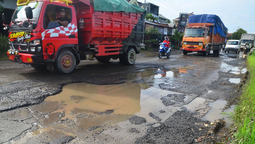 Jalan Raya Kudus - Purwodadi Berlubang, Arus Lalu Lintas Terhambat - Bagian 2