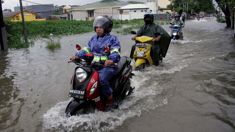 Curah Hujan Tinggi, Puluhan Rumah Kelurahan Paccinongan Gowa Terendam Banjir - Bagian 2