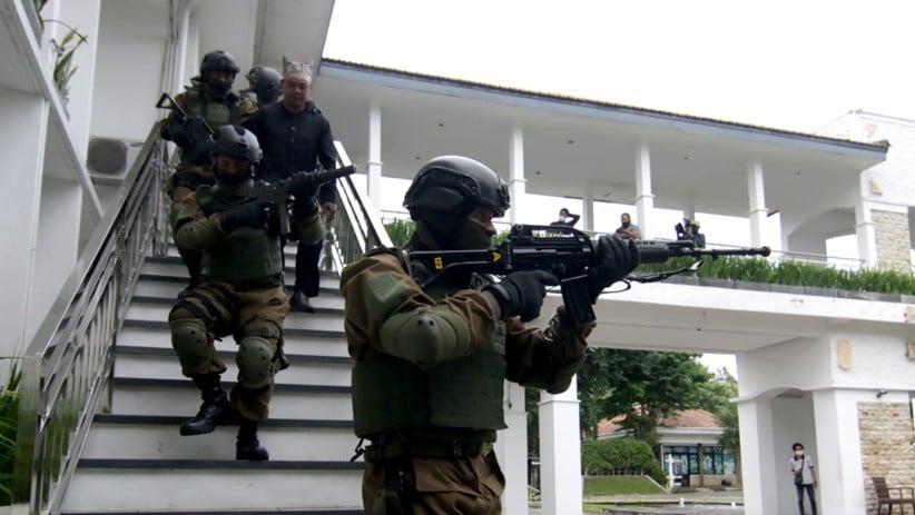 Aksi Prajurit Brigif Raider 9 TNI Bebaskan Sandera - Bagian 2