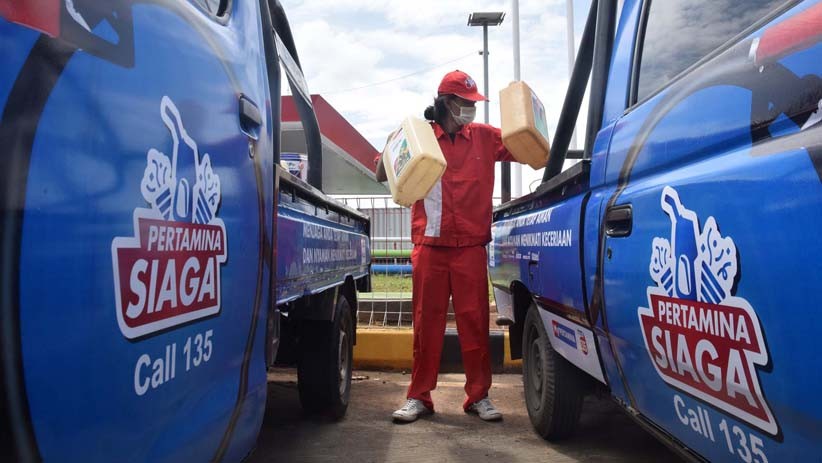 Jelang Libur Natal dan Tahun Baru, Rest Area Tol Trans Jawa Dipadati Pemudik - Bagian 4