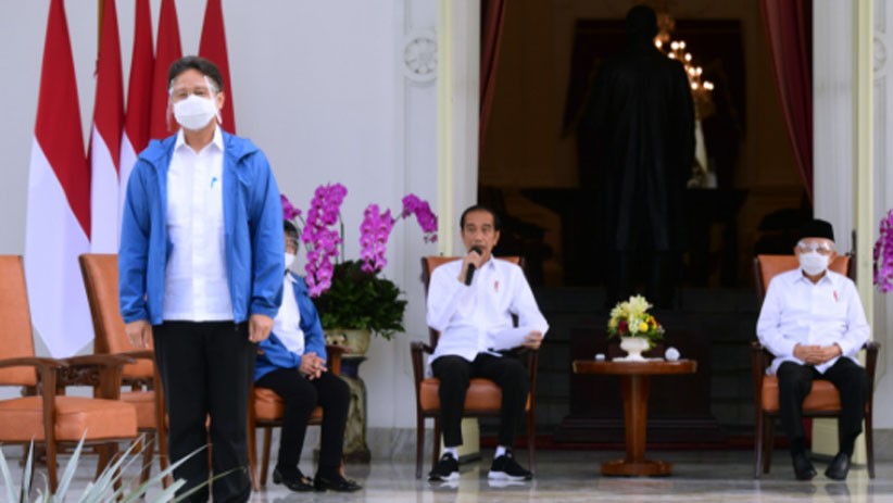 Presiden Jokowi Reshuffle Kabinet, Tri Rismaharini dan Sandiaga Uno Jadi Menteri - Bagian 6
