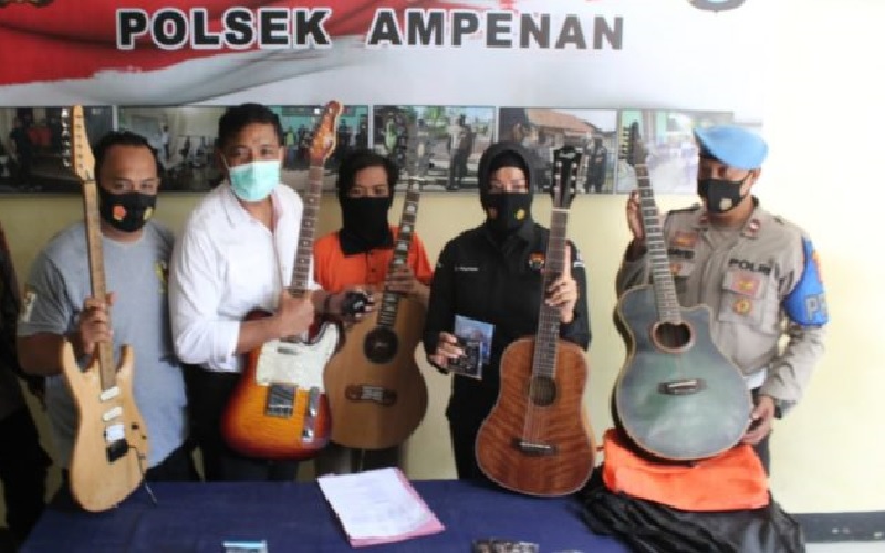 Diminta Jaga Toko Alat Musik, Pria di Mataram Malah Curi 7 Gitar Milik Bos