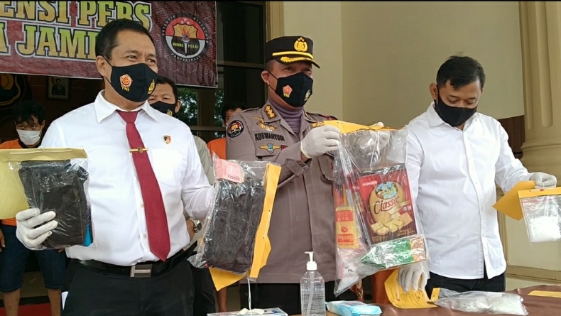 2 Perempuan Asal Aceh Jadi Kurir Sabu, Ditangkap di Jambi