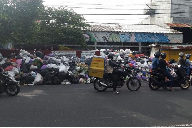 TPST Piyungan Kembali Ditutup, Pemda DIY Tidak Serius Tangani Sampah