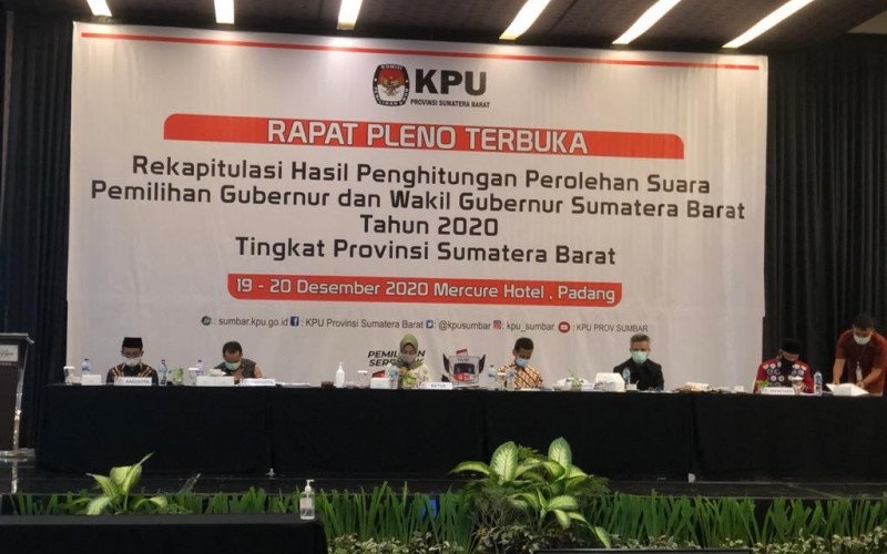 KPU Tetapkan Paslon Mahyeldi-Audy Raup Suara Terbanyak di Pilgub Sumbar
