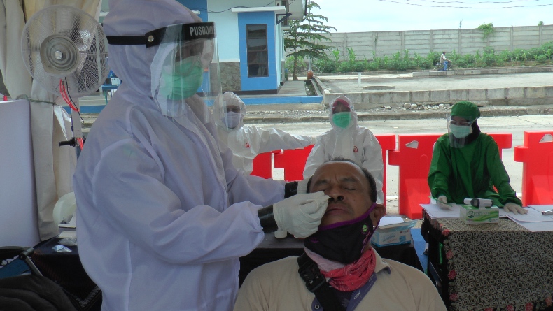 Tes Cepat Covid-19 di Jalur Pantura Rembang, Sasar Acak Pengguna Jalan 