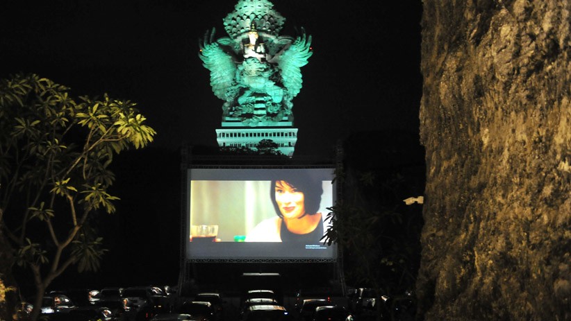 Alternatif Liburan Akhir Tahun, Menonton Bioskop Drive-in di GWK Bali - Bagian 1