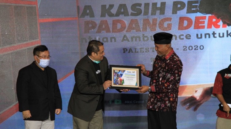 Pernah Donasi Rp1 Miliar untuk Palestina, Padang Diganjar Penghargaan Kota Dermawan