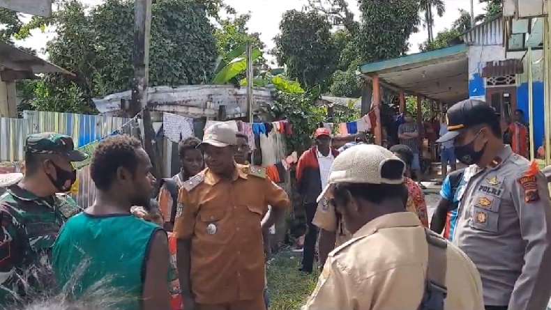 Beli Miras Pakai Uang BLT, 2 Pemabuk di Timika Ditangkap karena Berkelahi di Jalan