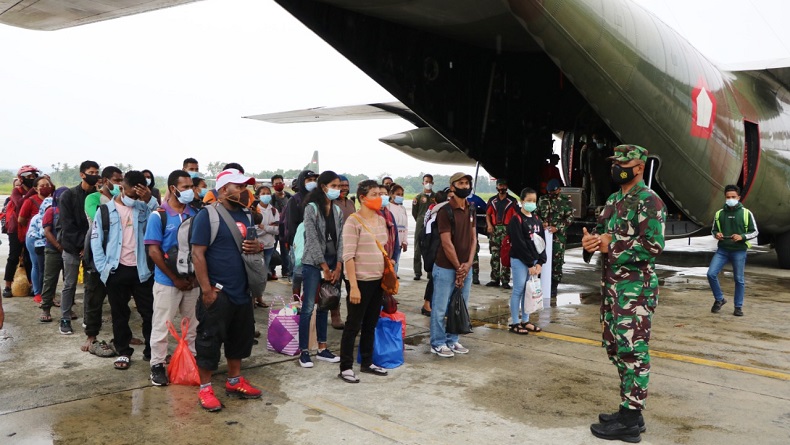 Hari Ini Terakhir, Pesawat Hercules Angkut Warga di Jayapura-Wamena Pulang Kampung