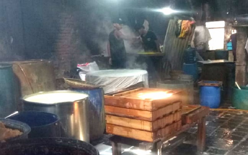 Harga Kedelai Melejit, Perajin Tahu di Kota Bandung Menjerit