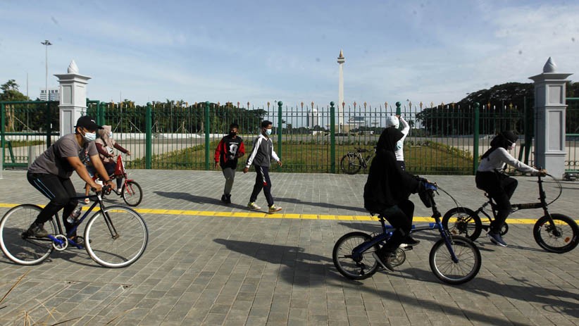 Kawasan Monas Masih Ditutup untuk Umum - Bagian 2