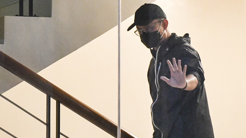 10 Foto Peristiwa Tahun 2020, Nomor 3 Pos Polisi Dibakar Massa - Bagian 8