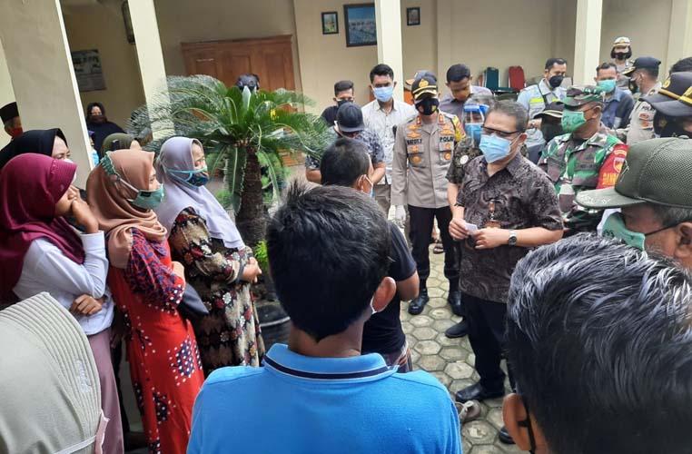Polisi Tetapkan 4 Tersangka Perusakan Kaca dan Pengambil Paksa Jenazah Covid di RSUD Brebes