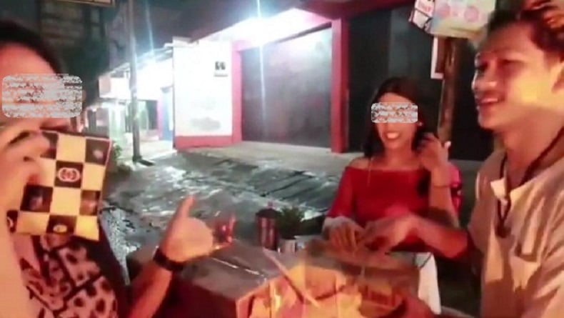 title Kasus Menonjol di Jabar pada 2020, Prank Bingkisan Sampah Curi Perhatian Kasus Menonjol di Jabar pada 2020, Prank Bingkisan Sampah Curi Perhatian