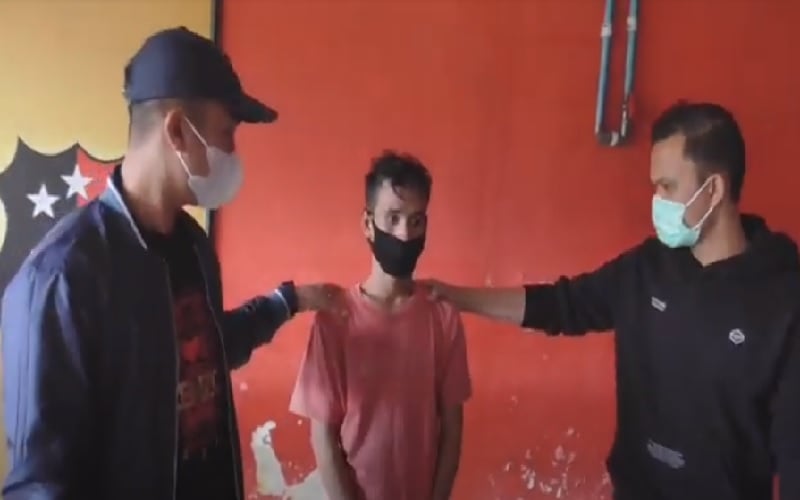 title Pencuri yang Tusuk Korban hingga Tewas di Medan Ditangkap, Pelaku Masih Tetangga Pencuri yang Tusuk Korban hingga Tewas di Medan Ditangkap, Pelaku Masih Tetangga