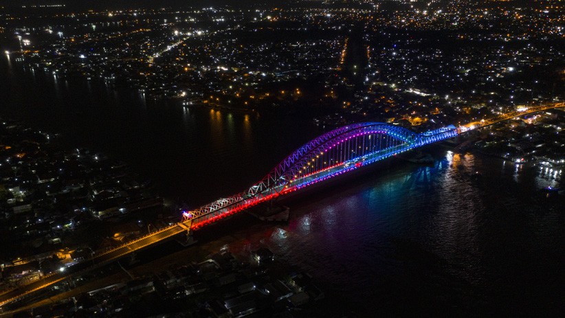 Dihiasi 1.527 Lampu, Begini Penampakan Jembatan Musi VI saat Diresmikan - Bagian 1