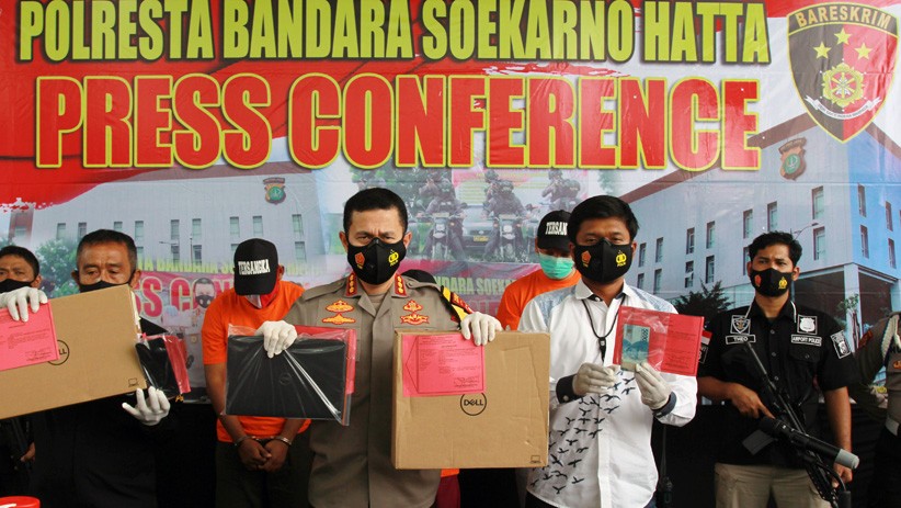 Pencurian Laptop Penumpang Pesawat Bandara Soetta Terungkap, 1 WNA Ditangkap  - Bagian 2