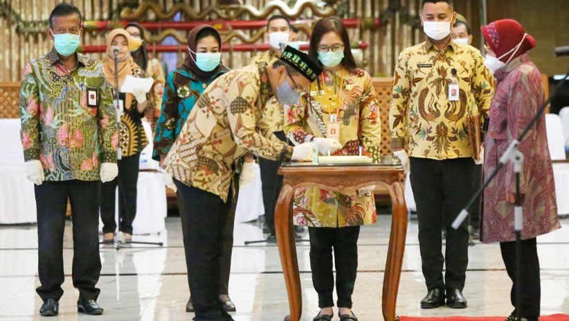 7 Hari Bekerja, Tri Rismaharini Pangkas Birokrasi Kementerian Sosial - Bagian 3