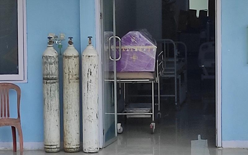 Sudah 12 Jam, Pasien Covid-19 Meninggal di Sikka Belum Dikuburkan