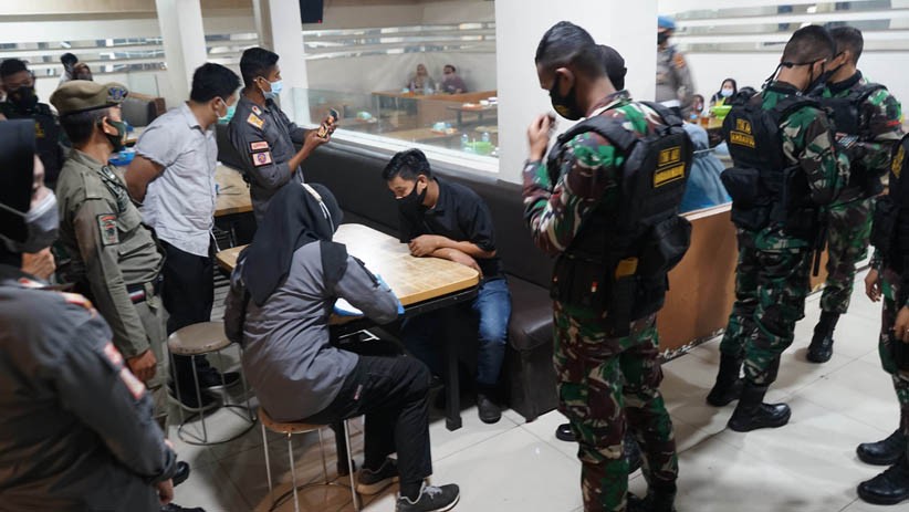 title Cegah Tawuran, Surabaya Berlakukan Jam Malam Anak di Bawah 18 Tahun Cegah Tawuran, Surabaya Berlakukan Jam Malam Anak di Bawah 18 Tahun