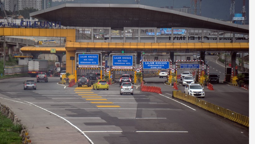 Libur Tahun Baru, Arus Lalu Lintas Kota Bandung Sepi  - Bagian 2