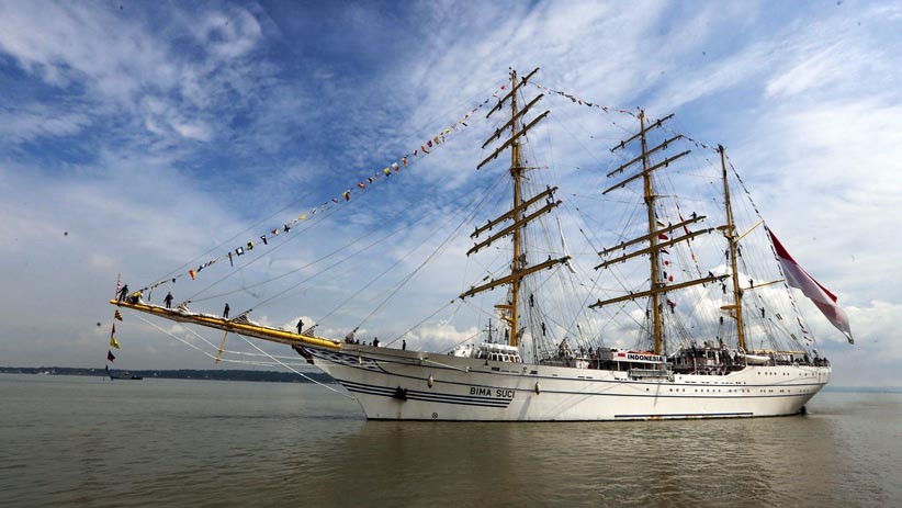 KRI Bima Suci Kembali ke Koarmada II setelah 98 Hari Mengarungi Samudera - Bagian 1