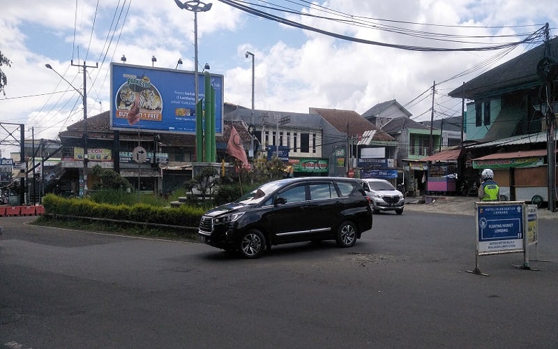 Tahun Baru, Arus Lalu Lintas di Jalur Wisata Lembang KBB Naik 20 Persen