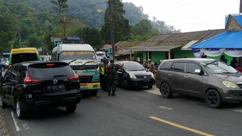 Gagal Rayakan Malam Tahun Baru Remaja Di Karo Disuruh Pulang Petugas Bagian 1 Kalender/almanacka foer 2021 online med helgdagar, haendelser m.m. remaja di karo disuruh pulang petugas