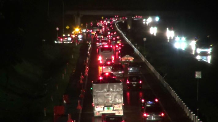 Kendaraan di Tol Cipali Padat, Rest Area Berlakukan Buka Tutup