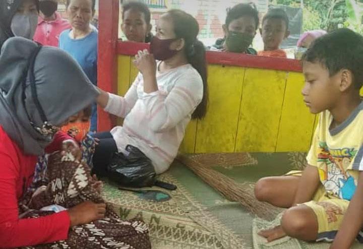 title Pulang Kerja, Karyawan Resto di Sleman Temukan Bayi di Pos Ronda Pulang Kerja, Karyawan Resto di Sleman Temukan Bayi di Pos Ronda