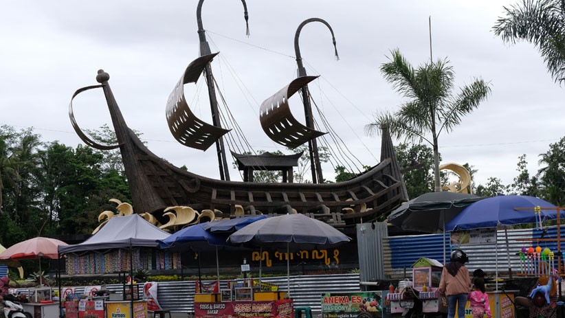 Cegah Kerumunan Massa, Gerbang Kapal Samudra Raksa Ditutup - Bagian 2