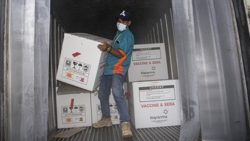 Vaksin Covid Tiba di Jayapura, Akan Disimpan di Ruang Khusus RSUD Dok II