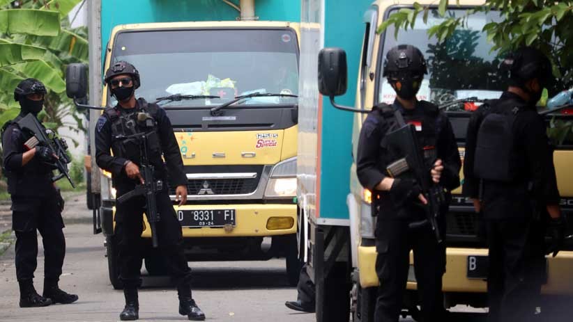 77.760 Dosis Vaksin Covid-19 Disimpan di Gudang Dinkes Jawa Timur - Bagian 3