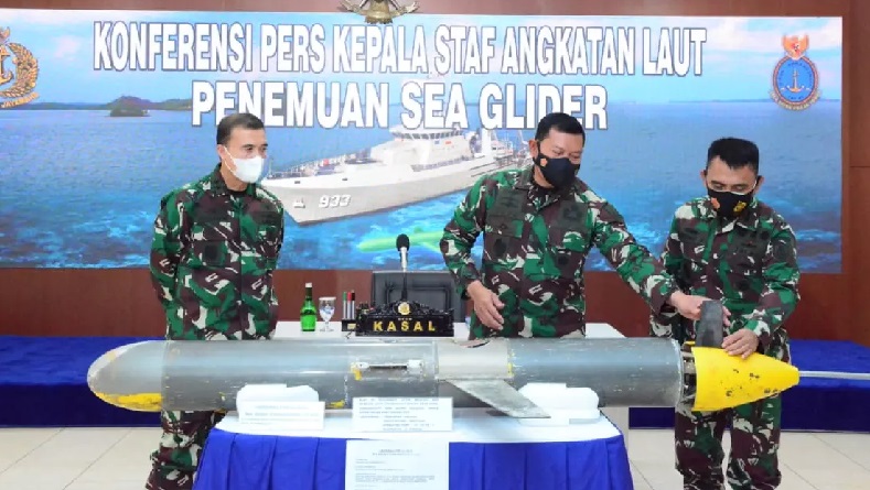 title Mirip Drone, Ini Gambaran KSAL soal Seaglider Ditemukan Warga di Selayar Mirip Drone, Ini Gambaran KSAL soal Seaglider Ditemukan Warga di Selayar