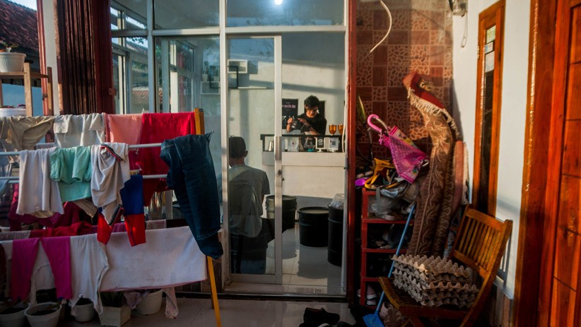 Pria Ini Bisnis Kedai Kopi dari BLT, Omzet Rp2,5 Juta Sebulan   - Bagian 2