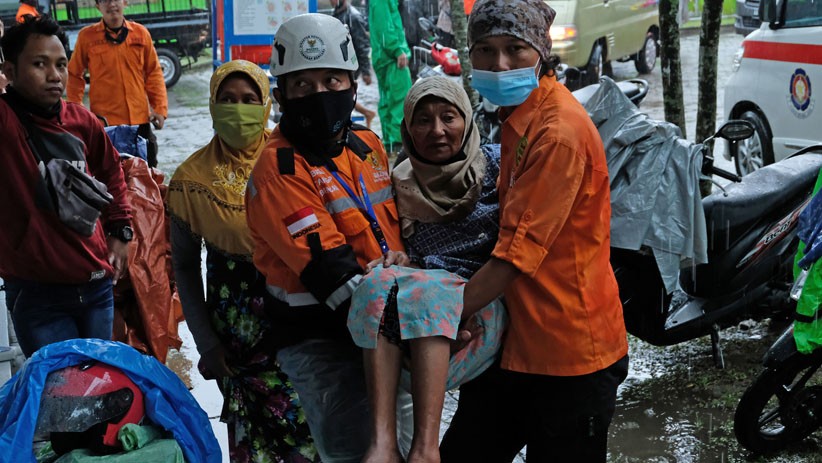 Aktivitas Vulkanik Gunung Merapi Meningkat, Warga Kembali ke Pengungsian - Bagian 1