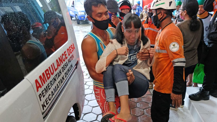 Aktivitas Vulkanik Gunung Merapi Meningkat, Warga Kembali ke Pengungsian - Bagian 2